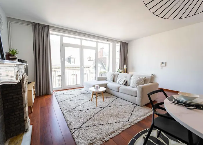 Luxury Apart' Center With Terrace Apartment